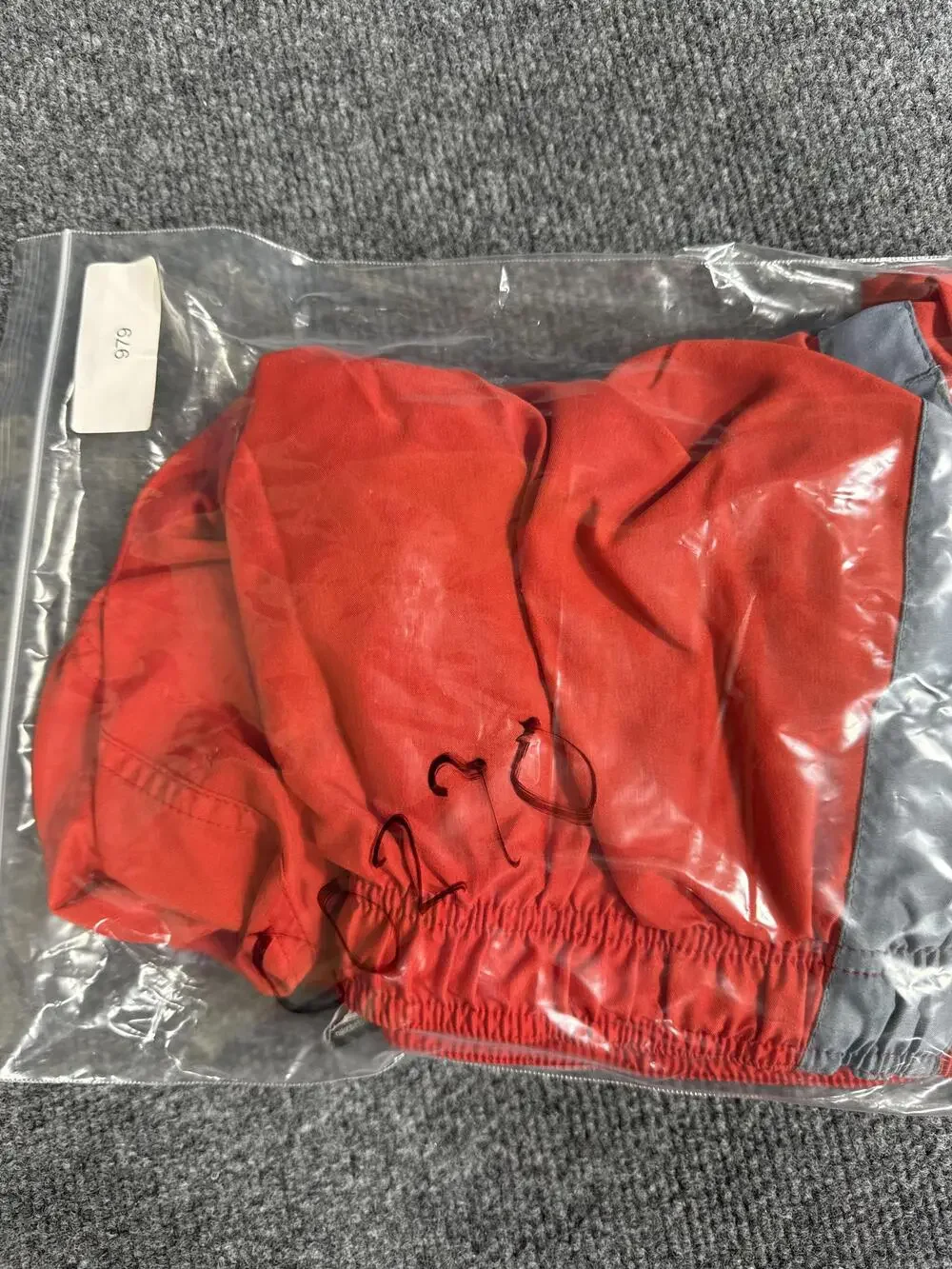 Nike Swim Shorts Mens Large Red Gray Elastic Waist Lined Trunks Pockets